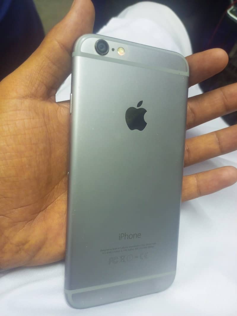 Apple iPhone 6 6