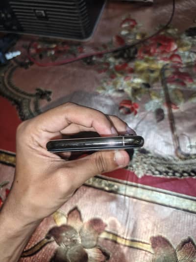 Apple iPhone XS