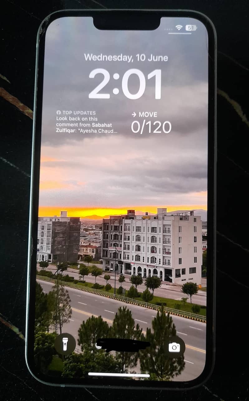 Apple iPhone 13 0