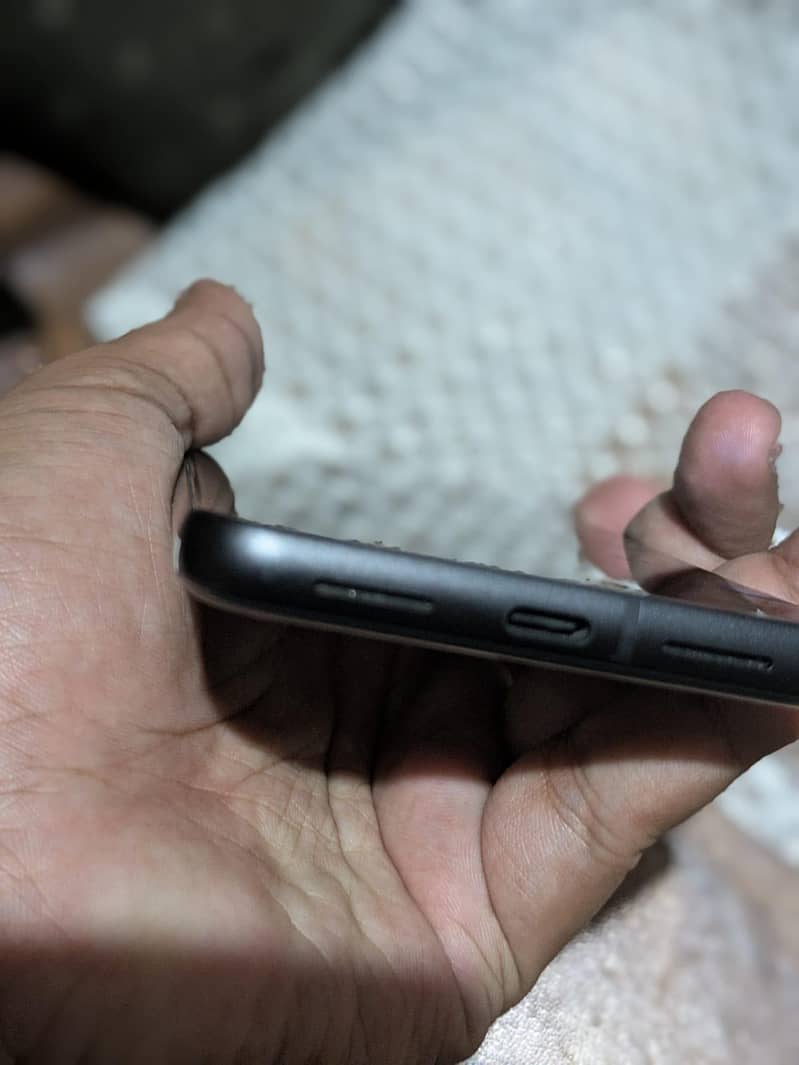 Google Pixel 8 1