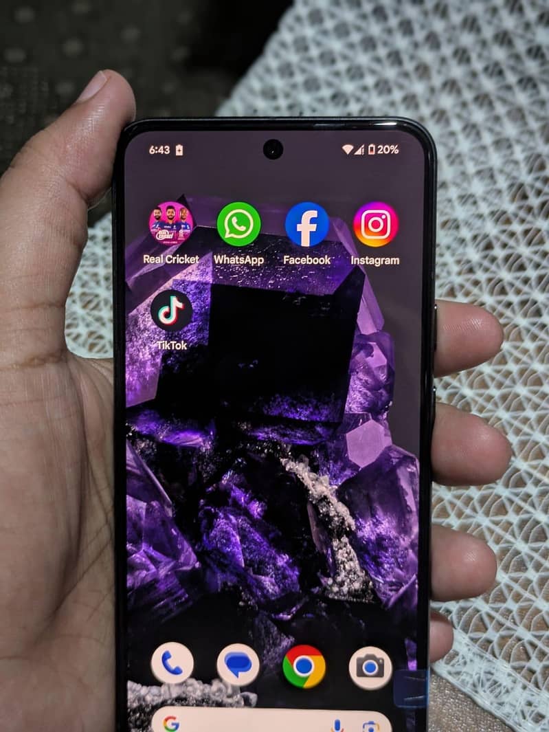 Google Pixel 8 2