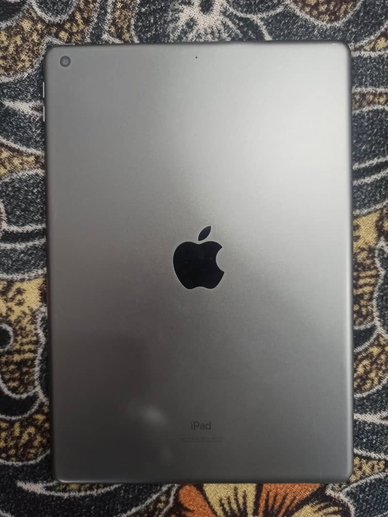 ipad 9 generation with box 1