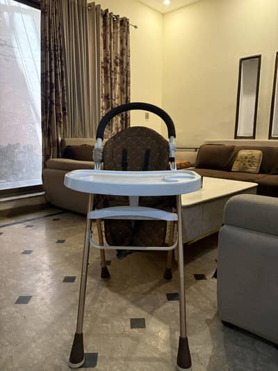 Good Condition High Chair for Kid