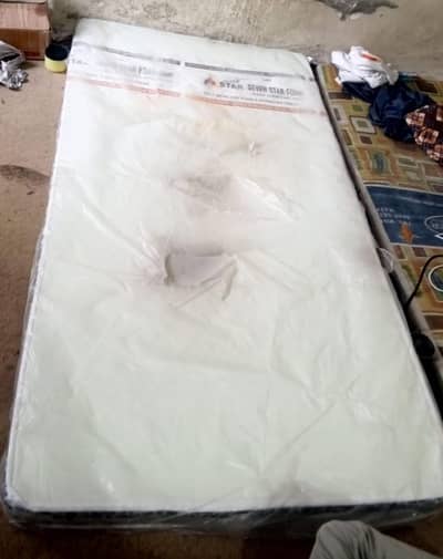 Single bed mattresses (0302-6903907)