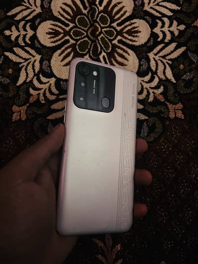 Tecno Spark 8