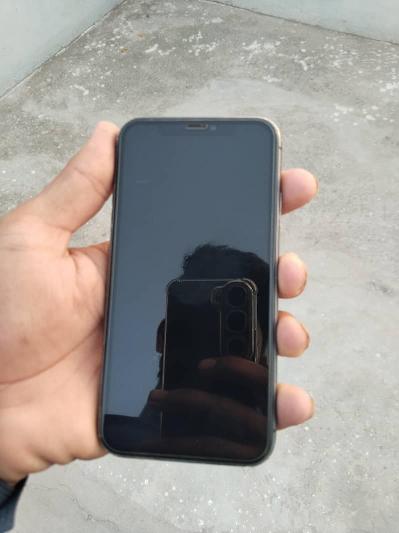 Apple iPhone 11 1