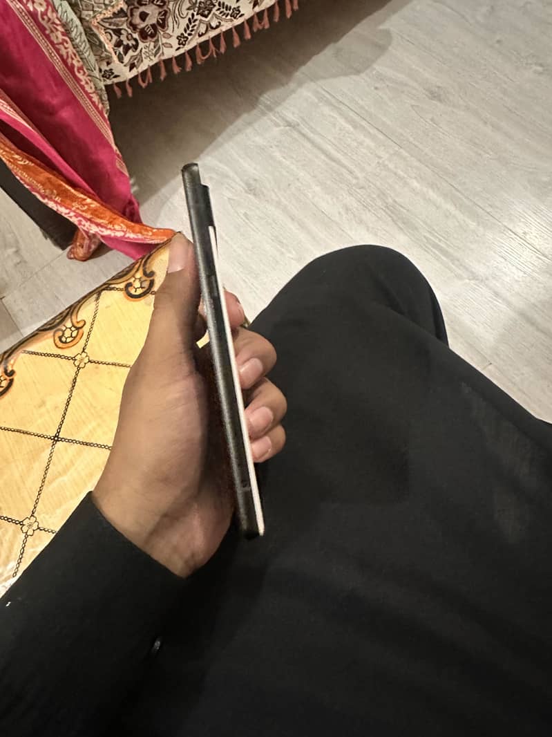 Google Pixel 6a 5