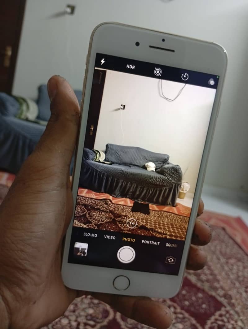 Apple iPhone 7 Plus 3