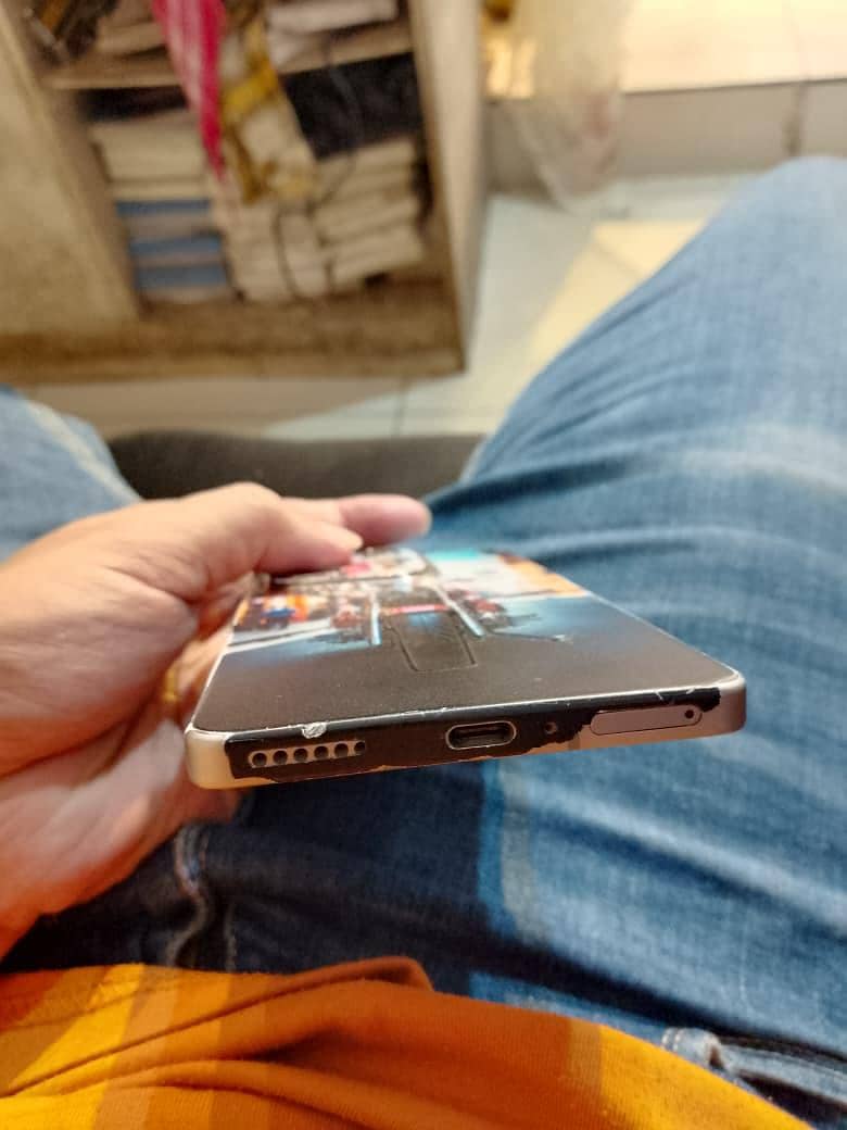 Infinix Note 50 pro 5