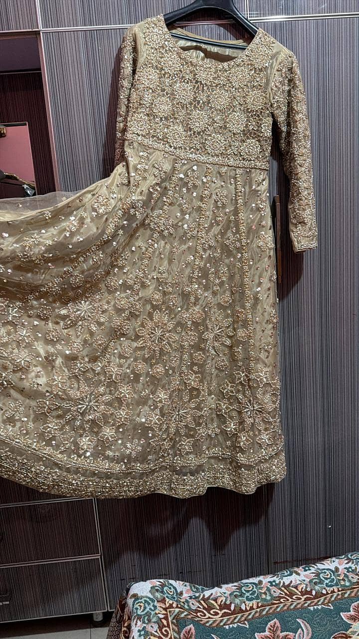 comfortable medium size 4