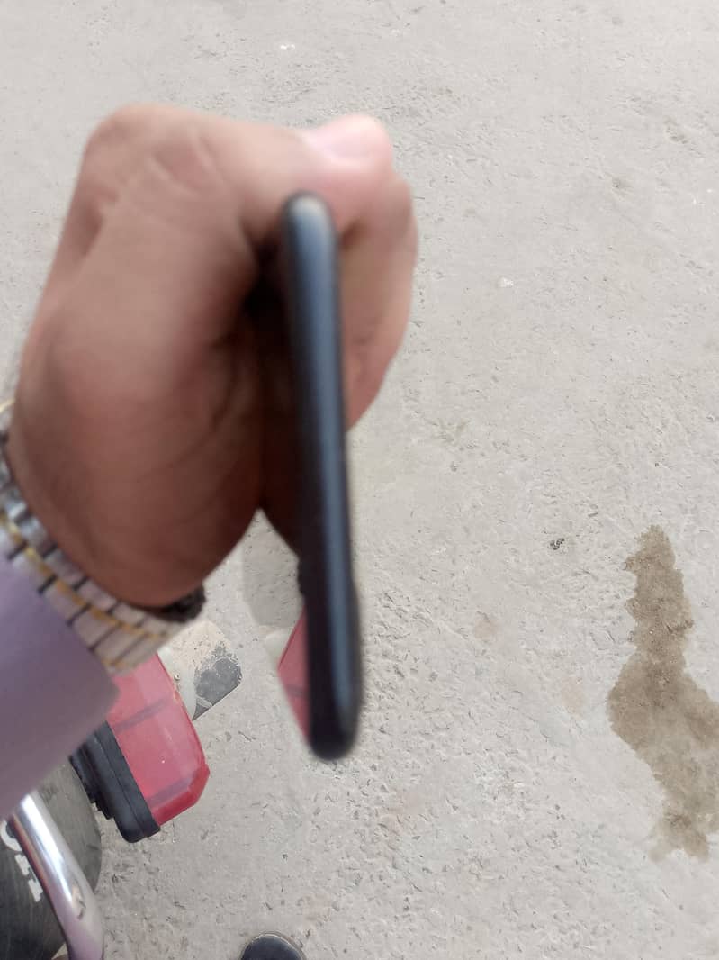 Apple iPhone 7 Plus 4