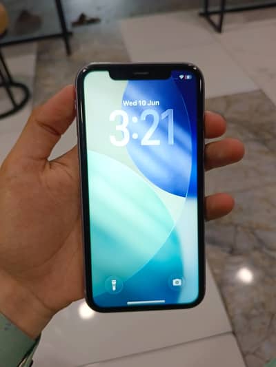 Apple iPhone 11