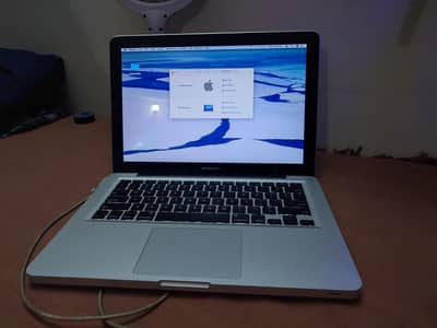 MacBook pro 2011
