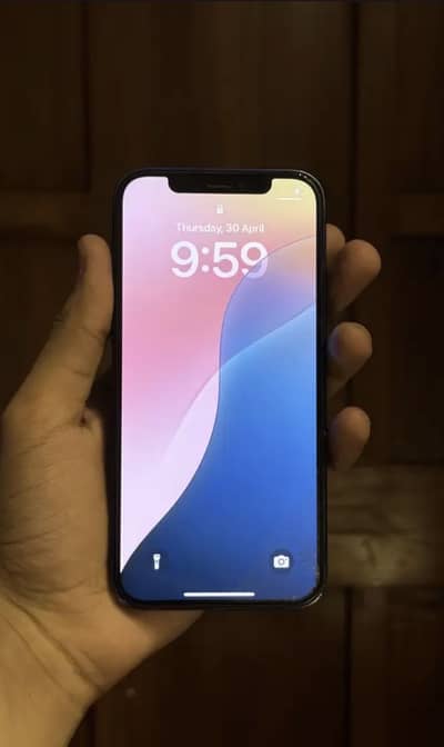 Apple iPhone 12