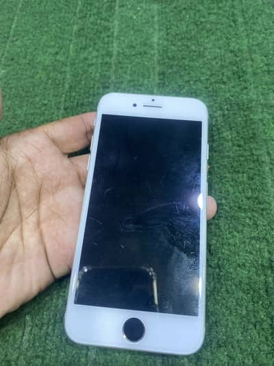 Apple iPhone 7 (32GB)
