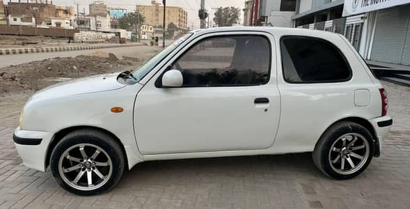Nissan March 2000 import 2008