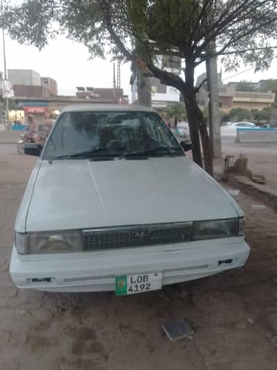 Nissan Sunny 1988