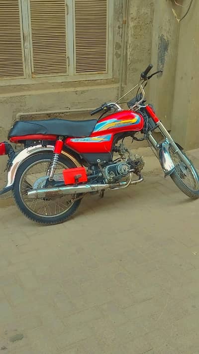 bike fur sell supar star 70cc Nbr ni laga howa letar Sath ha Opan Leta