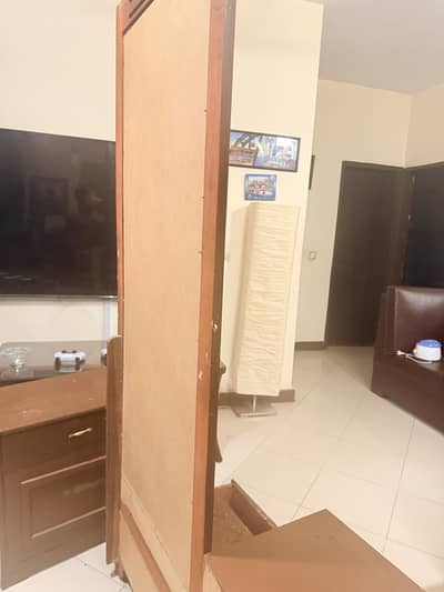 Solid dresser with mirror