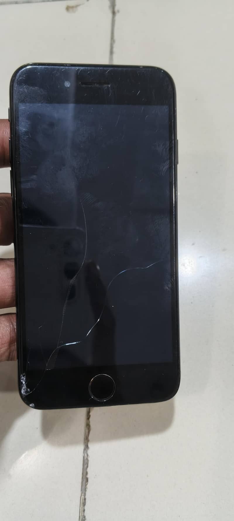 Apple iPhone 7 0