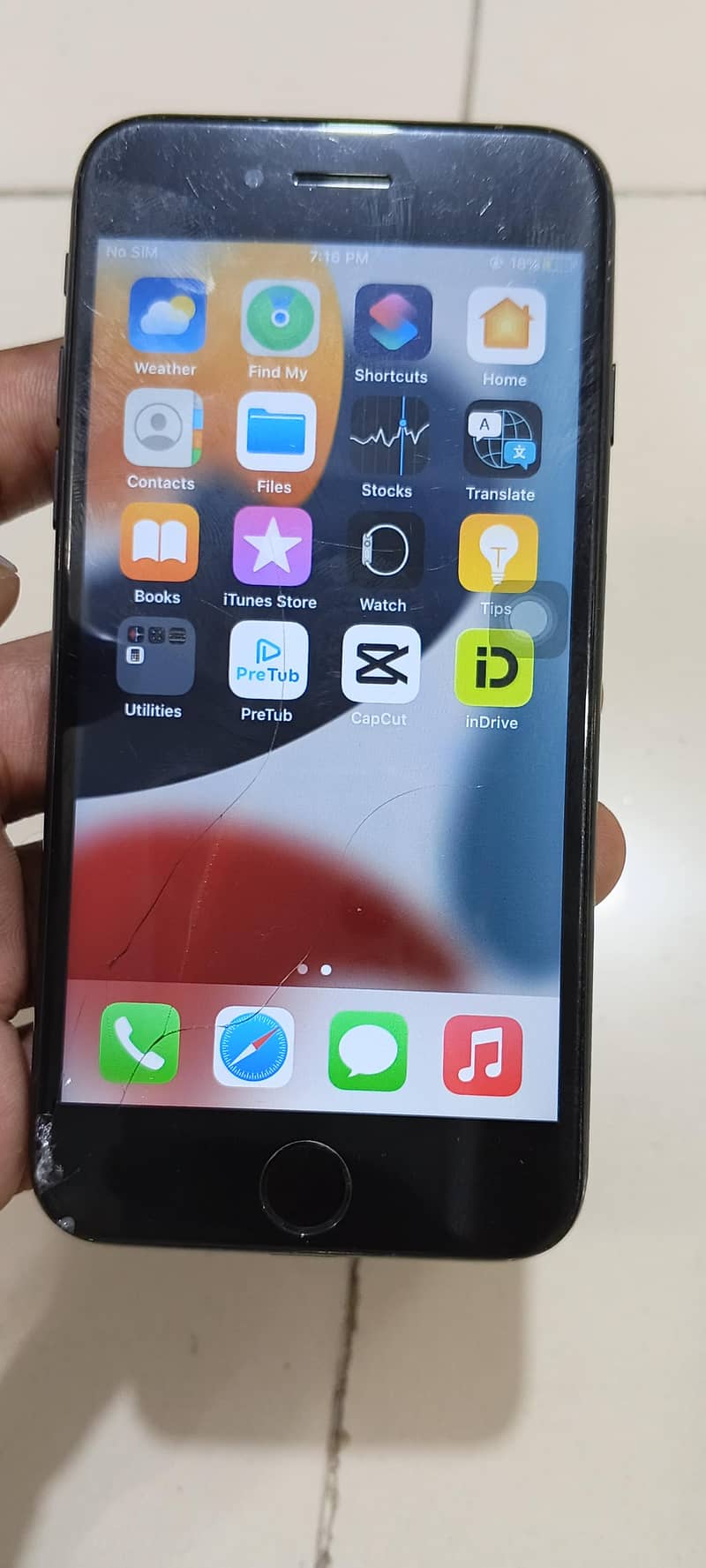Apple iPhone 7 1