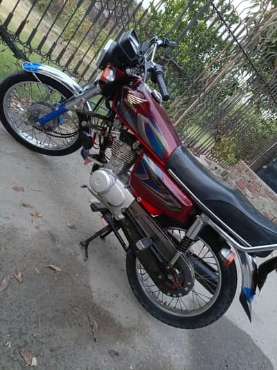 Honda 125 22 model