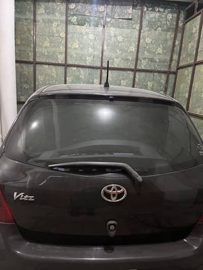 Toyota Vitz 2012