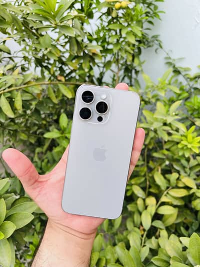 Apple iPhone 15 Pro Max