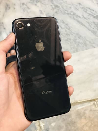 Apple iPhone 8