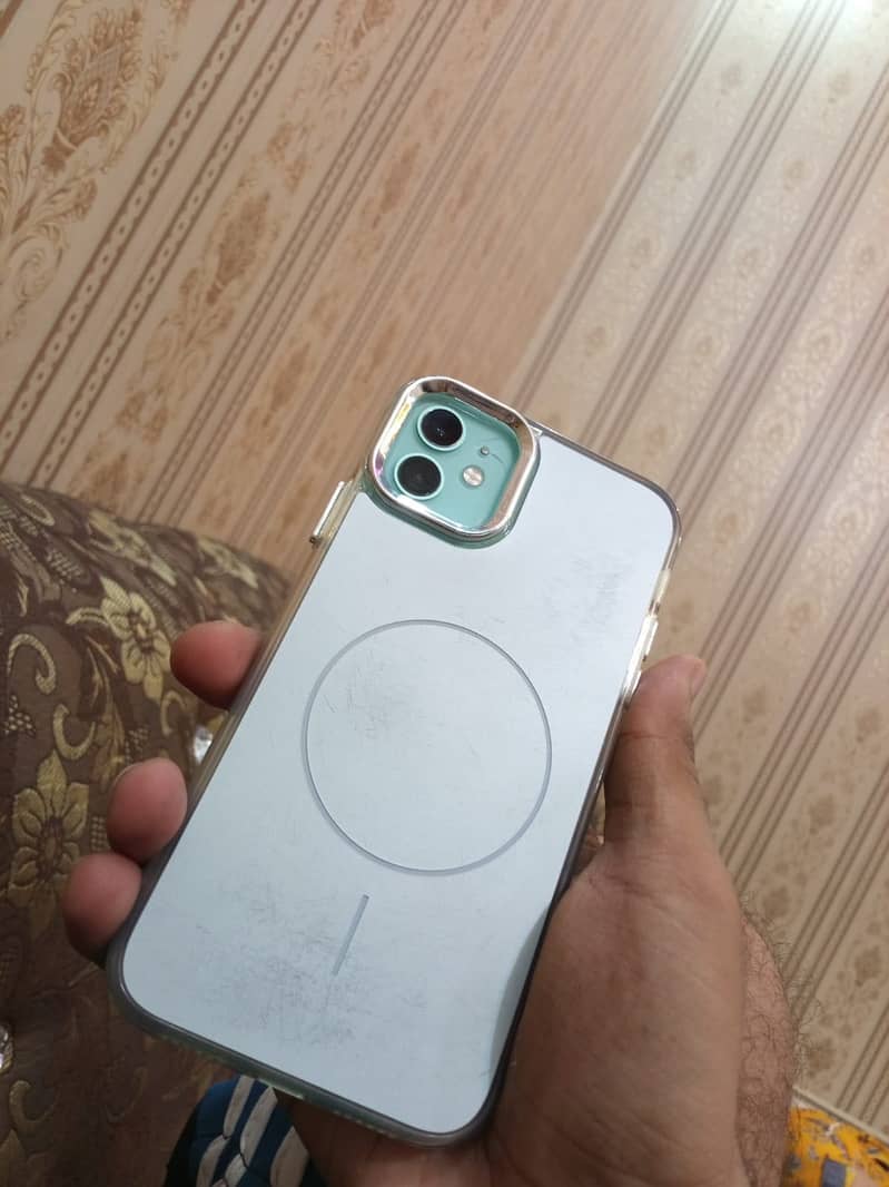 Apple iPhone 11 1