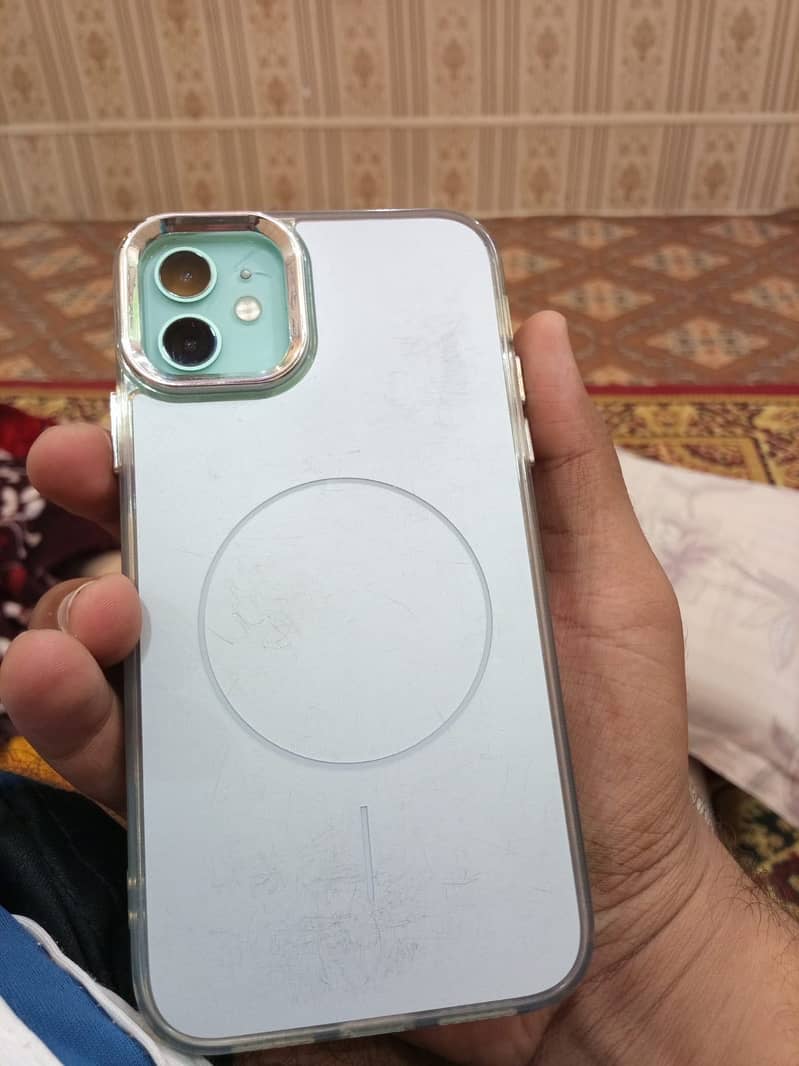 Apple iPhone 11 6