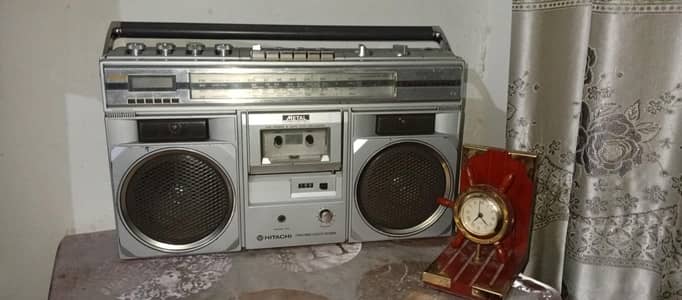Hitachi Tape recorder new condition With FM band