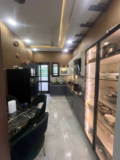 Prime Location Upper Portion Sized 400 Square Yards In Gulistan-e-Jauhar - Block 12