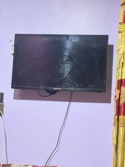 LED 32inch slightly used