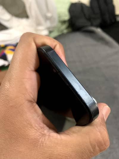 Apple iPhone 14