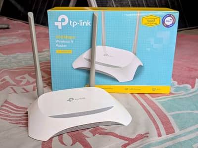 TP-Link WiFi Router with Box