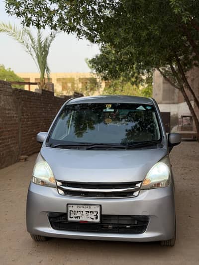 Daihatsu Move 2011