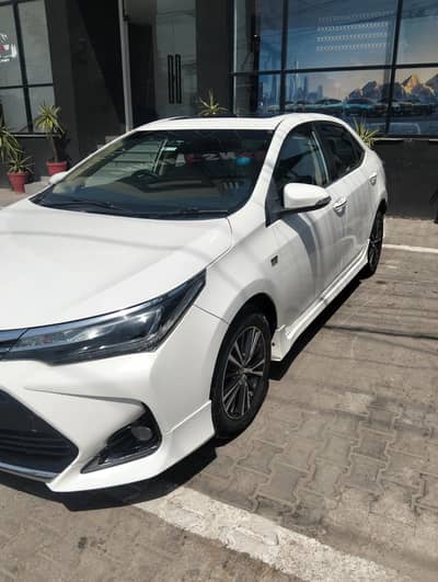 Toyota Altis Grande 2018 10/10 lush condition