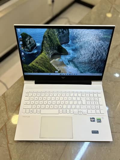 Hp victus 16
