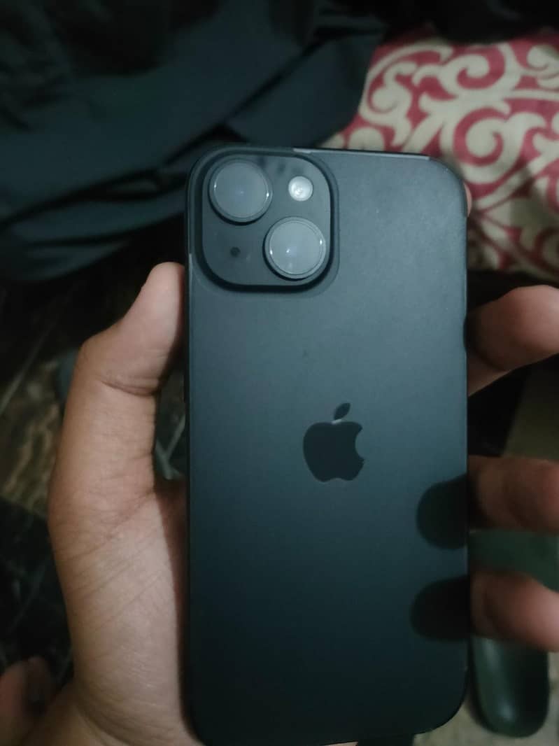 Apple iPhone 15 5