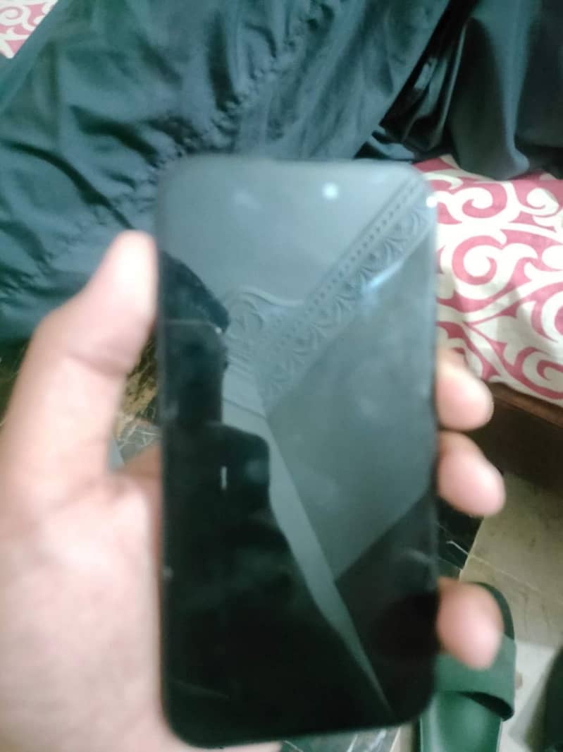 Apple iPhone 15 6