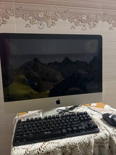 iMac 2011