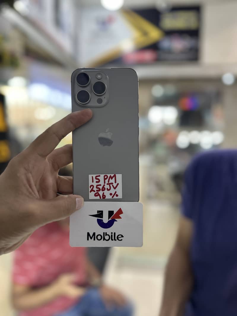 iPhone 15 pro max 4