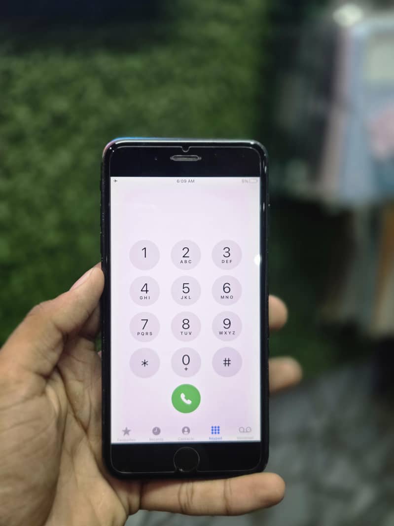 Apple iPhone 7 Plus 4