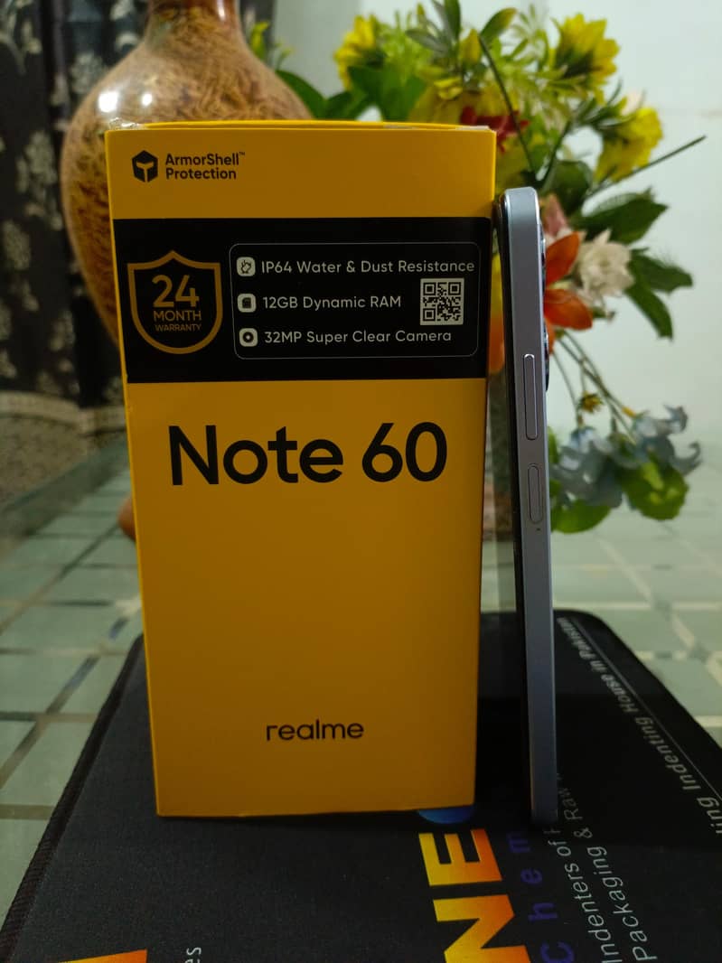 Realme Note 60 4