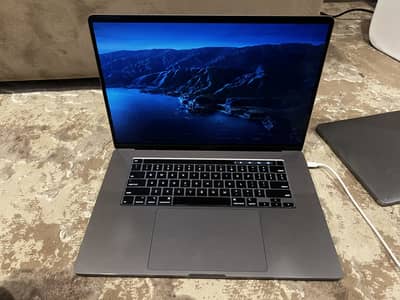 Macbook pro 2019 16 inches
