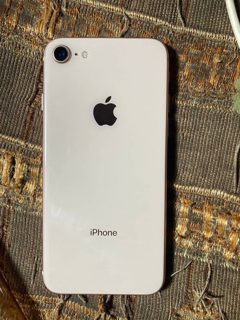 Apple iPhone 8 3