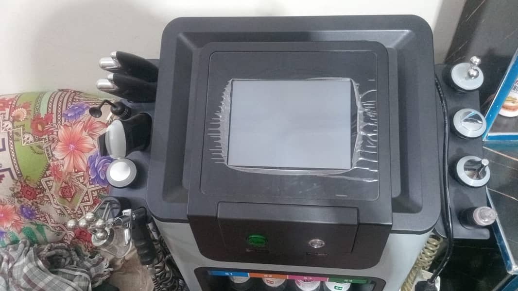 Facial Machine 1