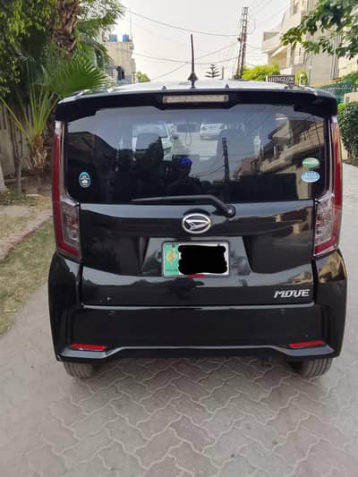 Daihatsu Move Custom X VS smart selection 2015