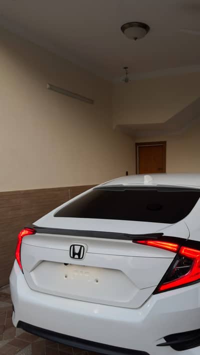 Civic X Ductail v2 spoiler
